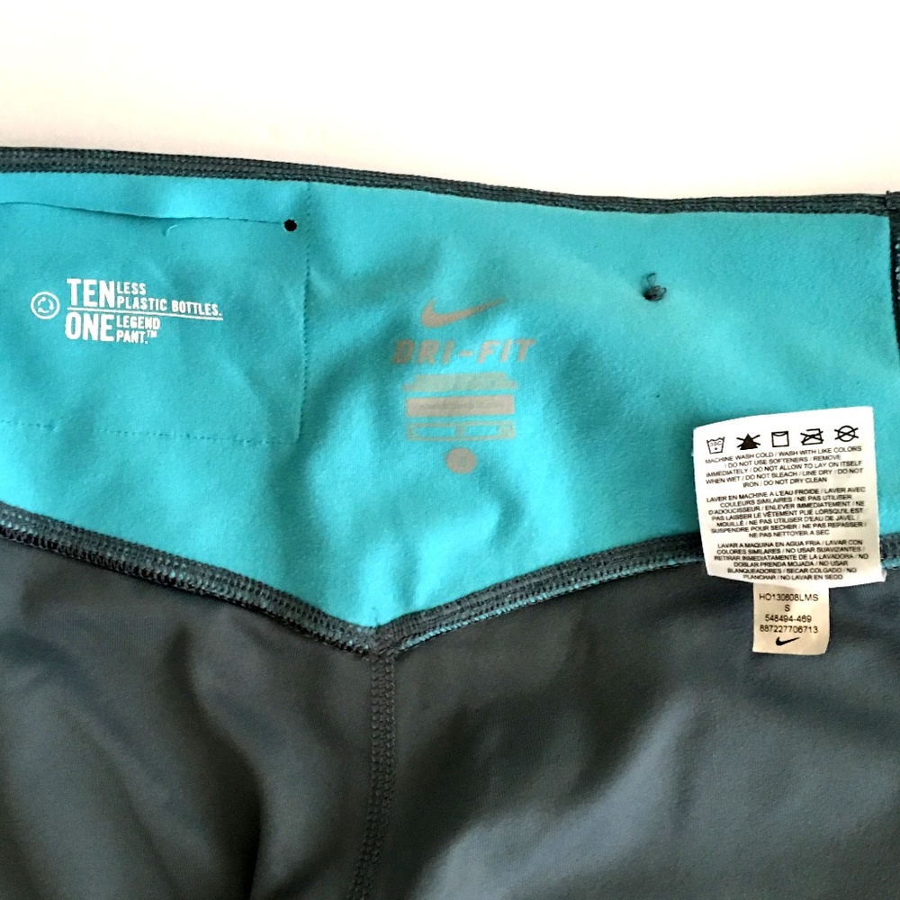 NIKE WOMEN'S CAPRI/TIGHT - Picture 4 of 5